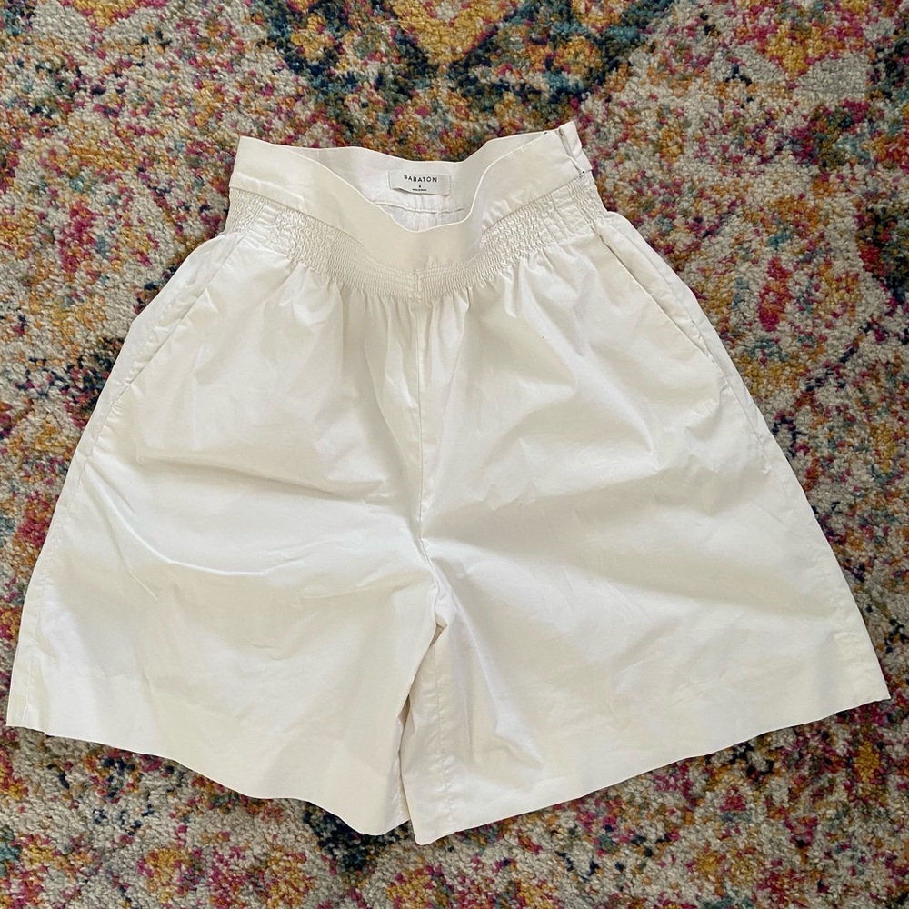 Like new white high waisted shorts from Aritzia